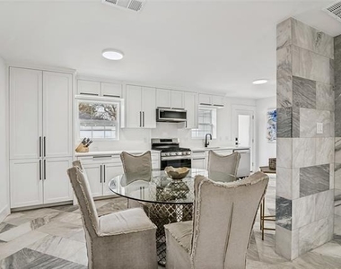 4419 Sexton Lane - Photo Thumbnail 9