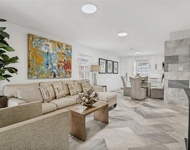 4419 Sexton Lane - Photo Thumbnail 7
