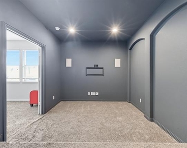 717 Whippoorwill Drive - Photo Thumbnail 12