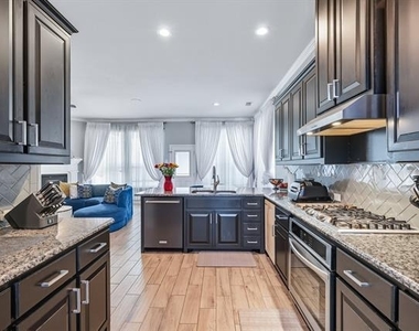 717 Whippoorwill Drive - Photo Thumbnail 6
