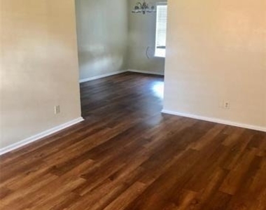 2709 Highwood Drive - Photo Thumbnail 1