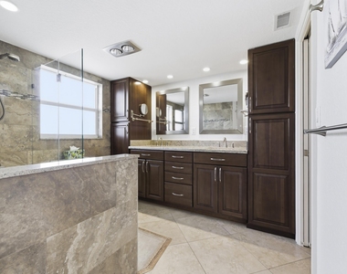 3000 Ne 48th Court - Photo Thumbnail 14