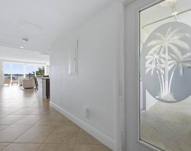 3000 Ne 48th Court - Photo Thumbnail 20