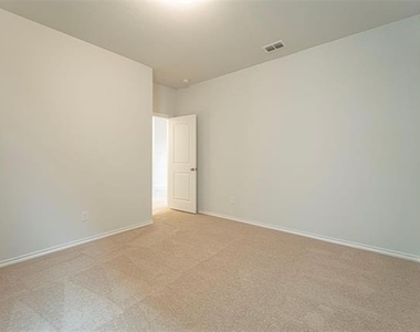 3305 Shortgrass Lane - Photo Thumbnail 19
