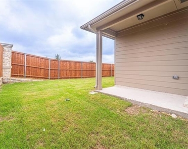 3305 Shortgrass Lane - Photo Thumbnail 23