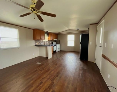 8082 Fm 697 - Photo Thumbnail 2