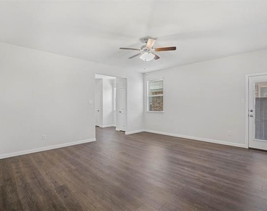 3911 Nature Court - Photo Thumbnail 20