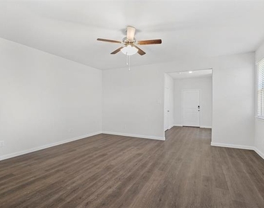 3911 Nature Court - Photo Thumbnail 19