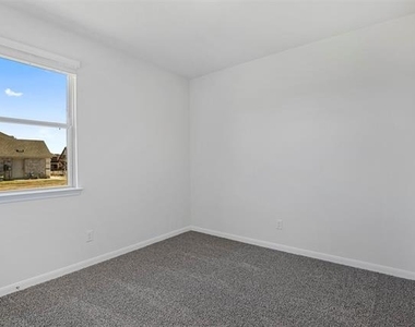 3911 Nature Court - Photo Thumbnail 6