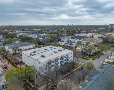 4107 Bowser Avenue - Photo Thumbnail 10