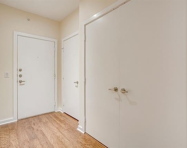 4107 Bowser Avenue - Photo Thumbnail 19