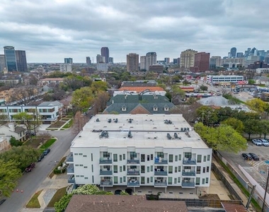 4107 Bowser Avenue - Photo Thumbnail 7