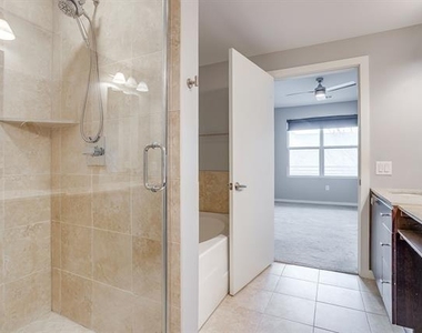 4107 Bowser Avenue - Photo Thumbnail 28