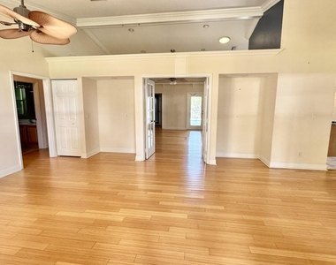 510 Sw South Carolina Drive - Photo Thumbnail 14