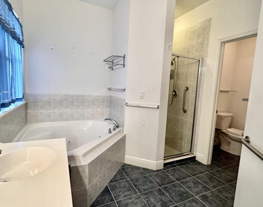 510 Sw South Carolina Drive - Photo Thumbnail 25