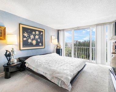 2774 S Ocean Boulevard - Photo Thumbnail 9