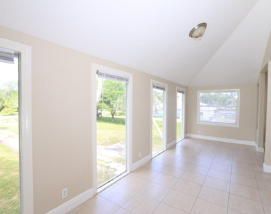 4916 Silver Oak Drive - Photo Thumbnail 20