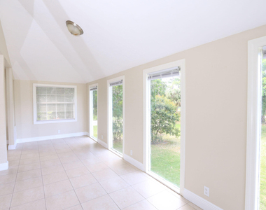 4916 Silver Oak Drive - Photo Thumbnail 21