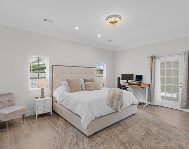 9010 Gardens Glen Circle - Photo Thumbnail 6