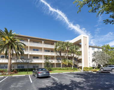 2303 Lucaya Lane - Photo Thumbnail 9