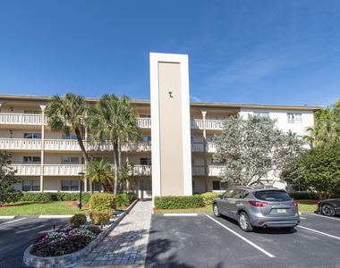 2303 Lucaya Lane - Photo Thumbnail 10