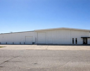 2412 Sw 14th Street - Photo Thumbnail 1