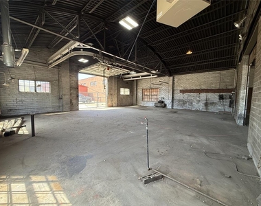 1704 Nw 6th Street - Photo Thumbnail 7