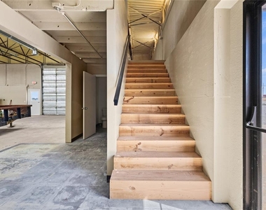 1101 E Loomis Road - Photo Thumbnail 28