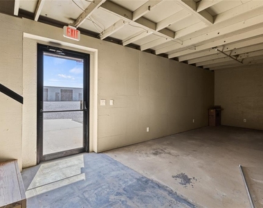 1101 E Loomis Road - Photo Thumbnail 27