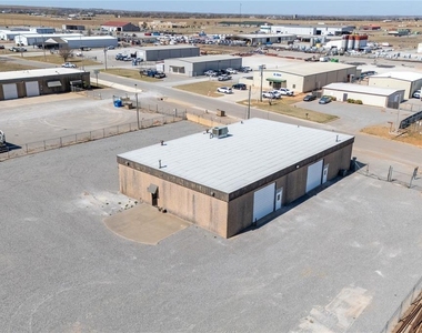 1101 E Loomis Road - Photo Thumbnail 43