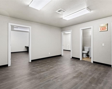 1101 E Loomis Road - Photo Thumbnail 9