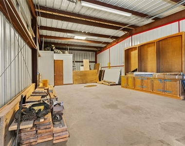 1101 E Loomis Road - Photo Thumbnail 33