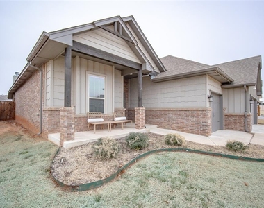 18644 Groveton Boulevard - Photo Thumbnail 3