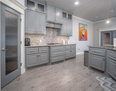 18644 Groveton Boulevard - Photo Thumbnail 9