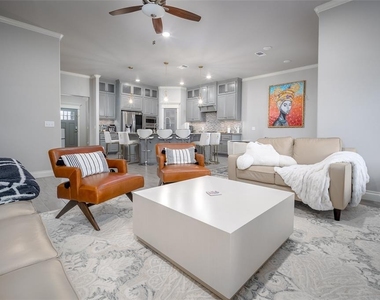 18644 Groveton Boulevard - Photo Thumbnail 7