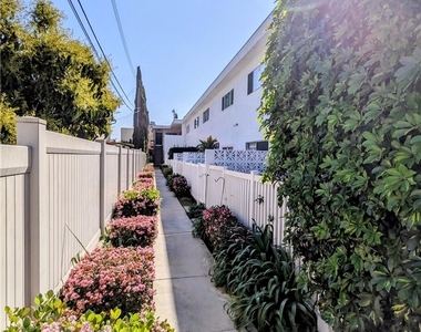 2758 Orange Avenue - Photo Thumbnail 13