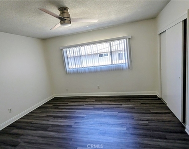 2758 Orange Avenue - Photo Thumbnail 10