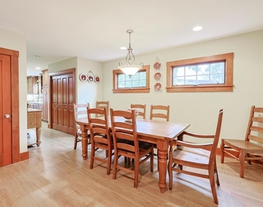 1027 Encino - Photo Thumbnail 16