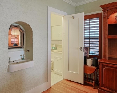 1027 Encino - Photo Thumbnail 41