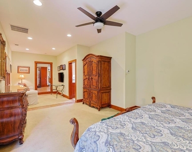 1027 Encino - Photo Thumbnail 23