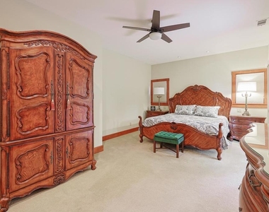 1027 Encino - Photo Thumbnail 20