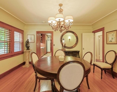 1027 Encino - Photo Thumbnail 5