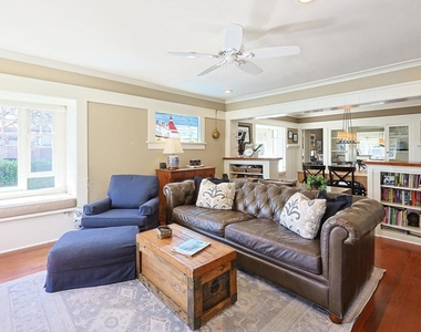 576 E - Photo Thumbnail 2
