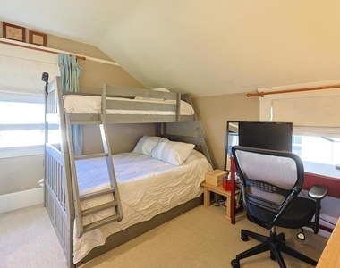 576 E - Photo Thumbnail 22