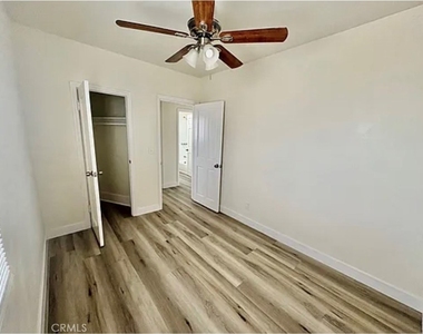 549 E 17th Street - Photo Thumbnail 7