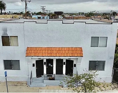 549 E 17th Street - Photo Thumbnail 14