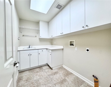 17 Pamela Way - Photo Thumbnail 27