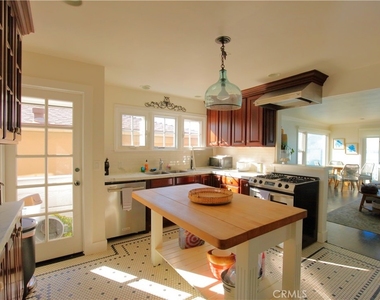 1061 Gaviota - Photo Thumbnail 6