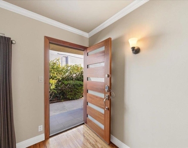 11719 Mayfield Avenue - Photo Thumbnail 15
