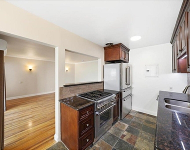 11719 Mayfield Avenue - Photo Thumbnail 7
